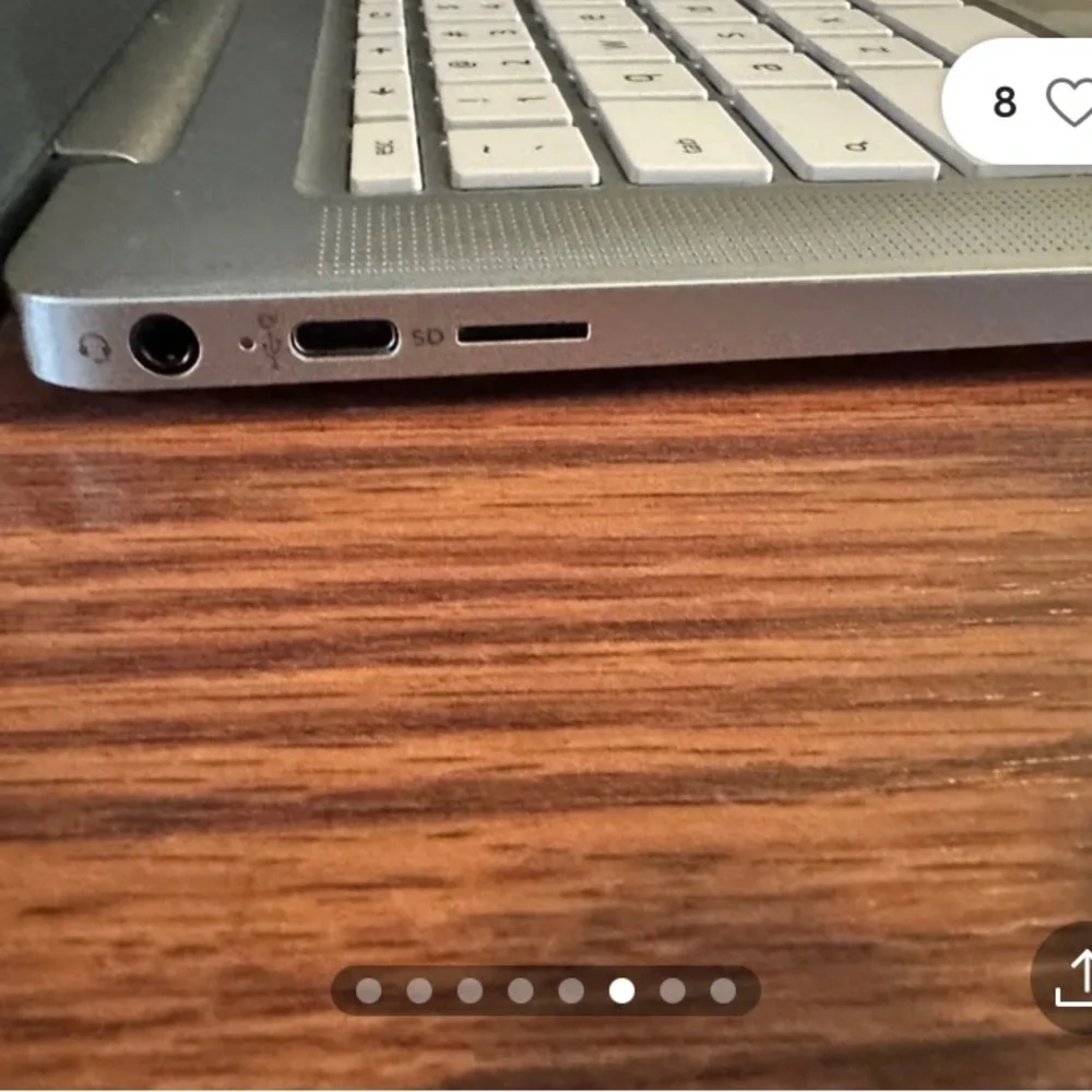 I’m sell a HP chromebook.